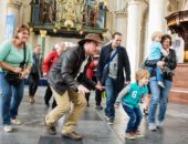 Zelfportretten, zandpatronen en zoldergeheimen: Grote Kerk druk bezocht